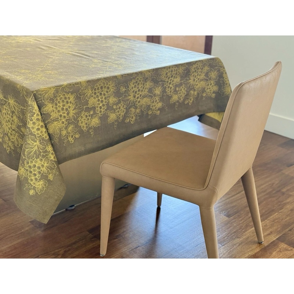 Williams Sonoma Grape Jacquard Square Tablecloth 70x108"‎ NIP Rare HTF B31 - Picture 8 of 9